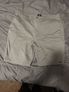 O'Neill Men's Light Gray Flat Front Shorts size 36